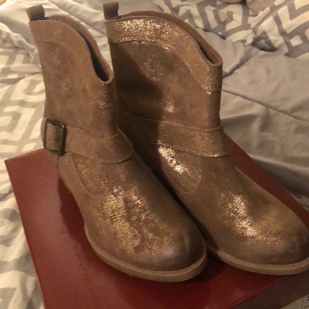 Ankle boots